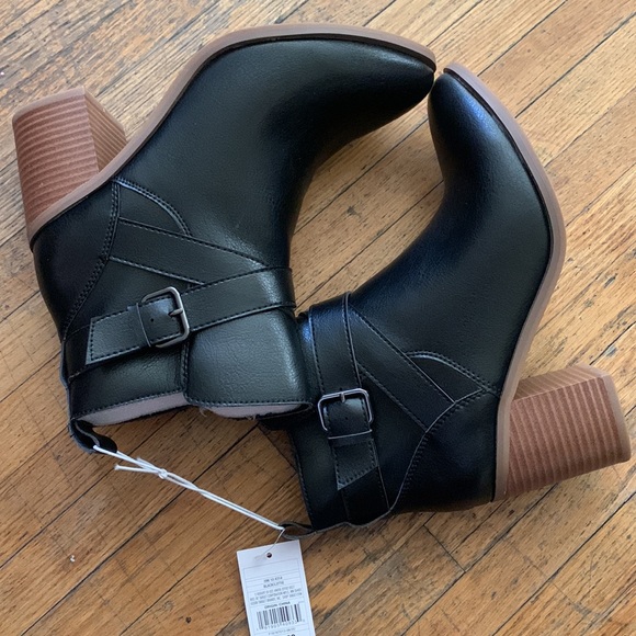 A new day 9.5 boots - Picture 6 of 7